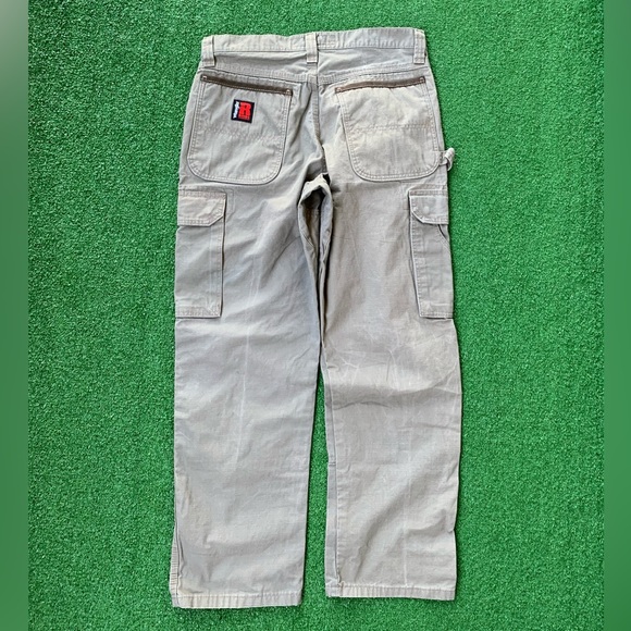 🌲🔹Wrangler Jeans Bundle (32 x 30) - Picture 5 of 11